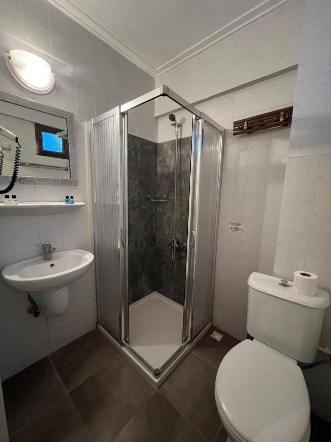 Bayram Otel Çeşme
